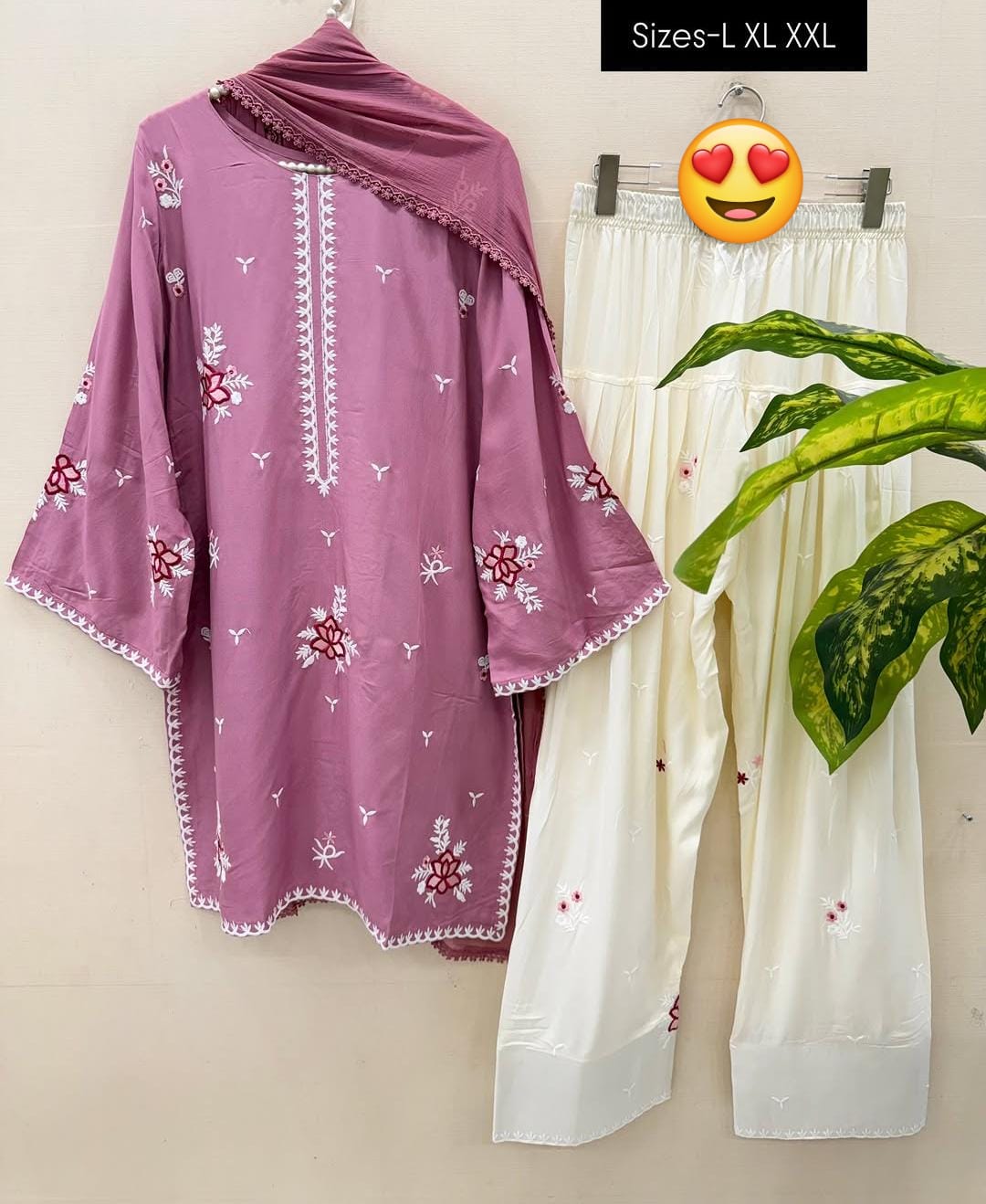Women 3-Piece Suit Embroidery