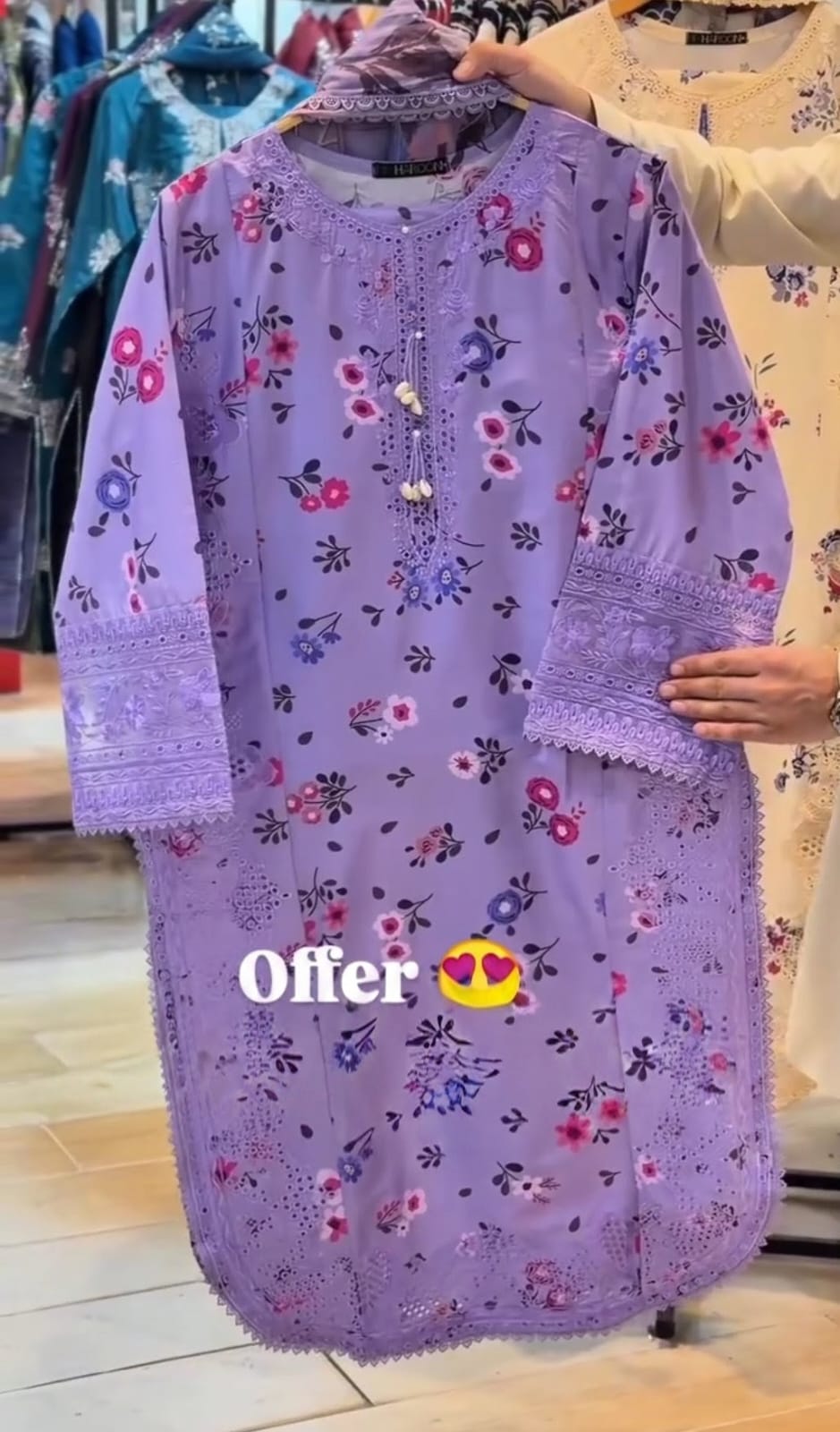 Women’s Embroidered 3-Piece Suit