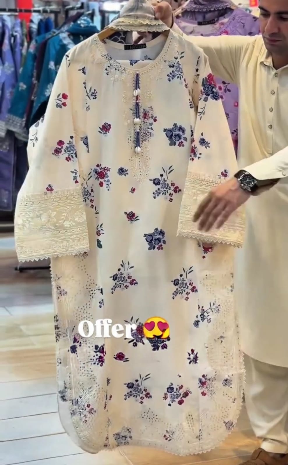 Women’s Embroidered 3-Piece Suit